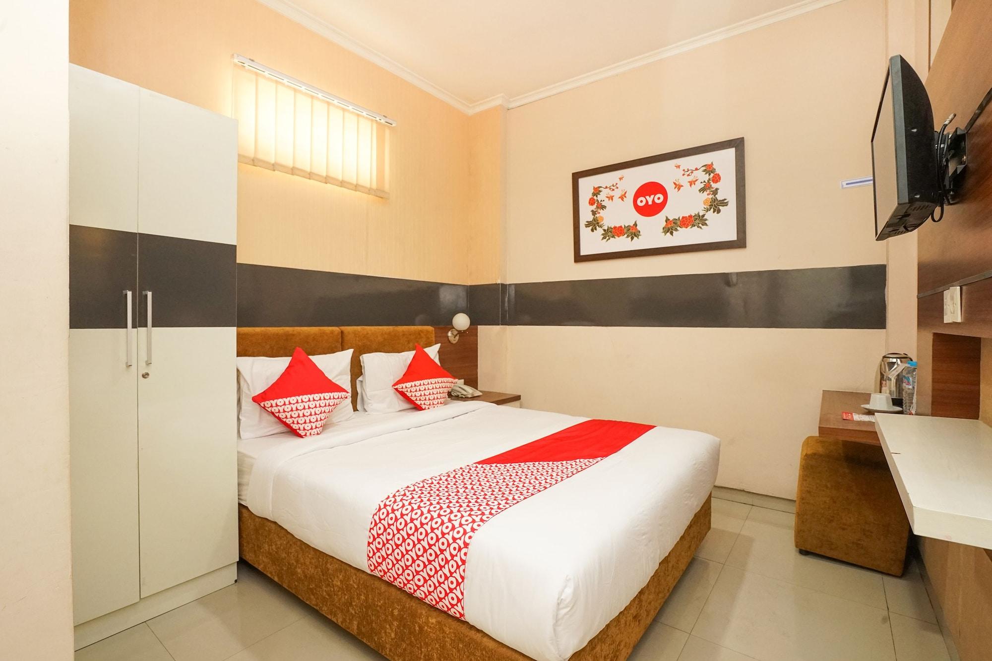 Hotel Oyo 450 Semampir Near Rsu Premier Kota Surabaya