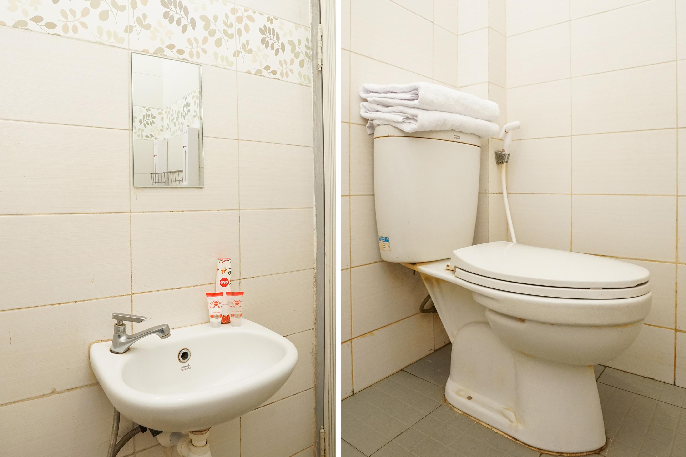 Hotel Oyo 450 Semampir Near Rsu Premier Kota 3*